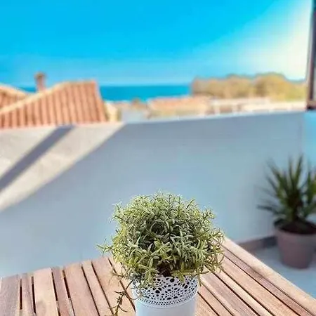 Balneario Estudio Con Terraza Y Vistas Al Mar